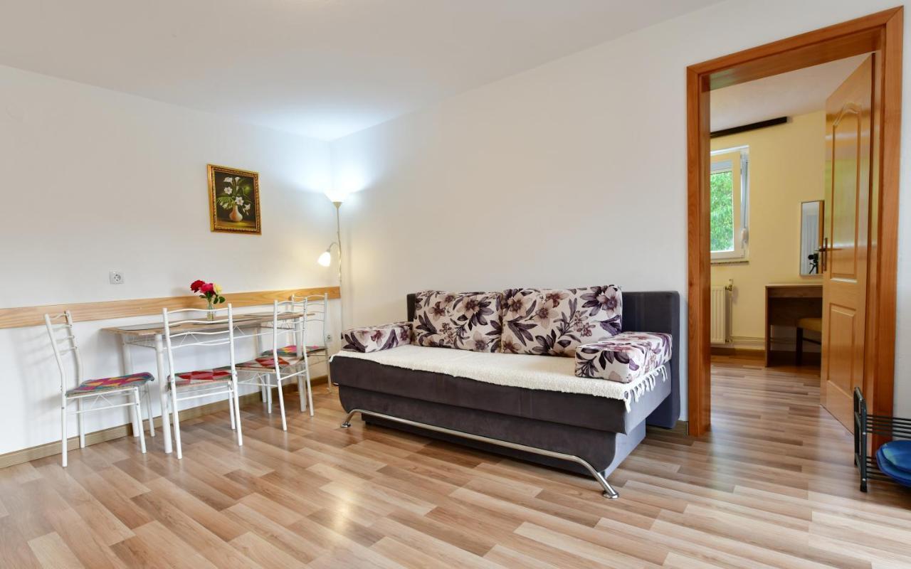 Apartment Stjepan Rakovica Extérieur photo
