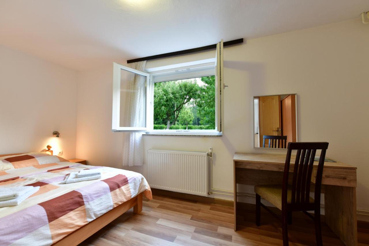 Apartment Stjepan Rakovica Extérieur photo